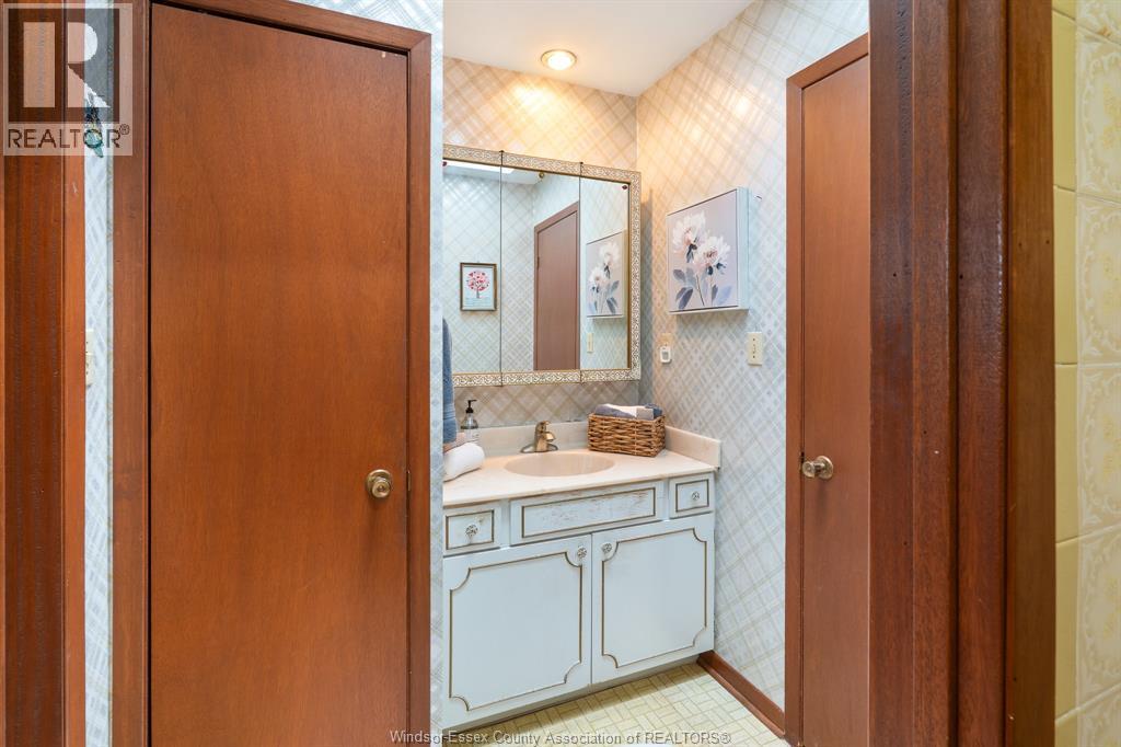575 Talbot Road East Property Photo 24