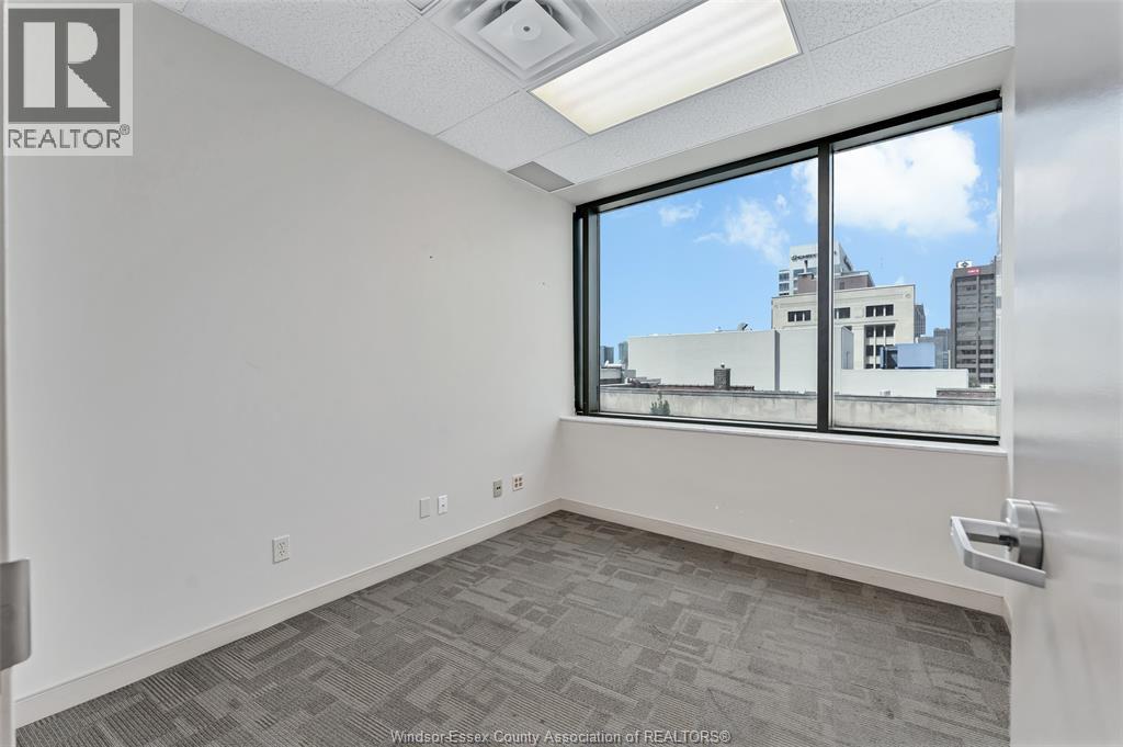 301 Ouellette Property Photo 15