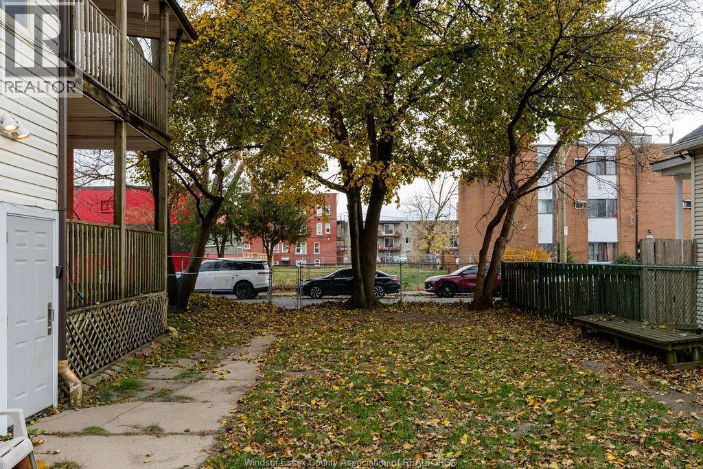 485 Louis Avenue Property Photo 23