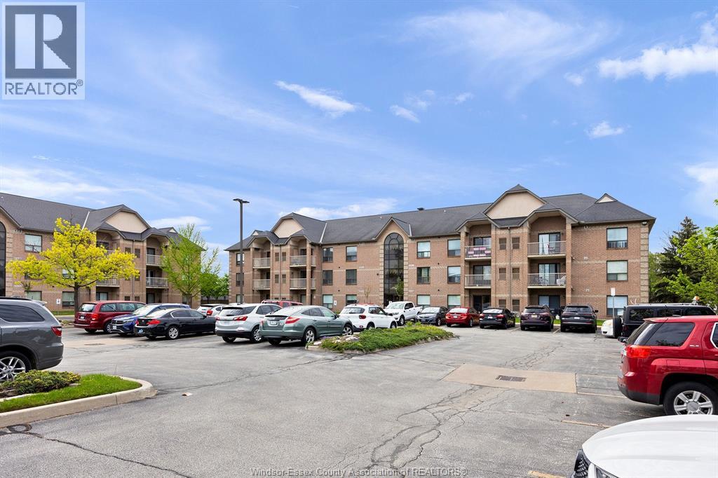 451 GRAND MARAIS ROAD West Unit# 114