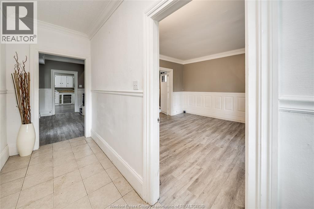 211 Cameron Property Photo 7