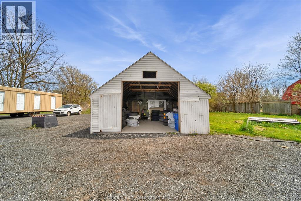 7756 Queen's Line Property Photo 24