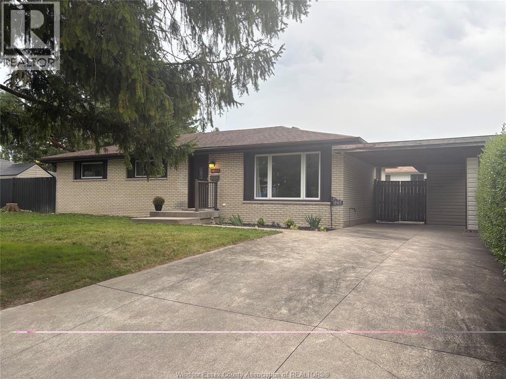 12102 Evergreen Drive Property Photo 1