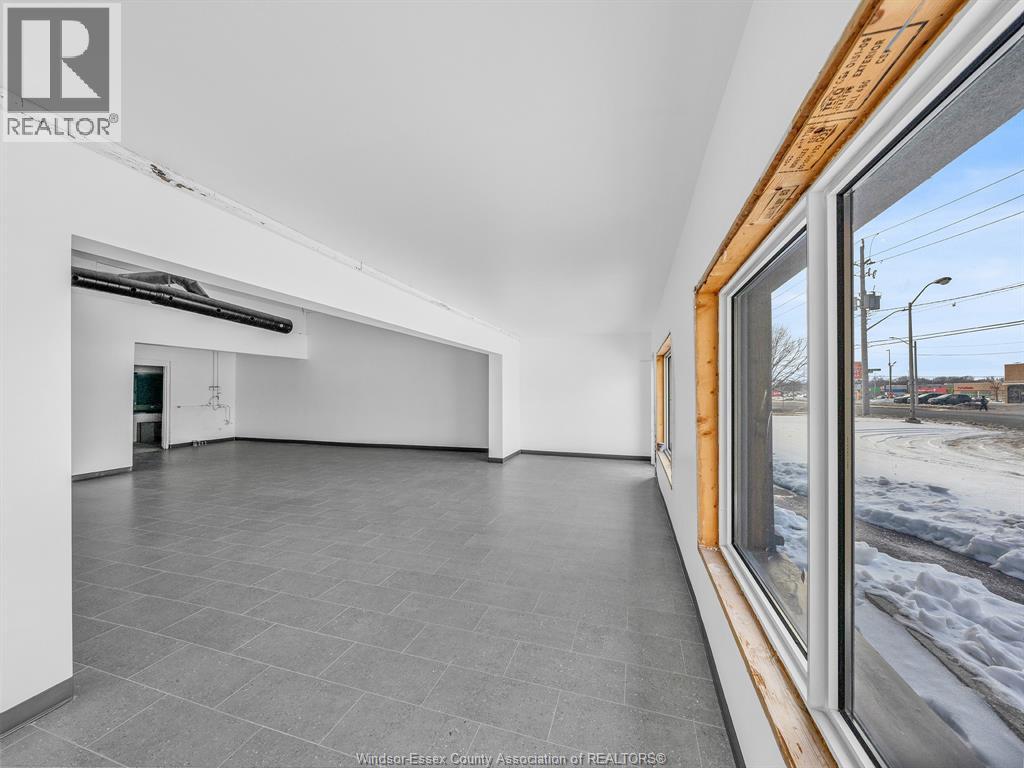 2451 Tecumseh Road West Unit# C Property Photo 13