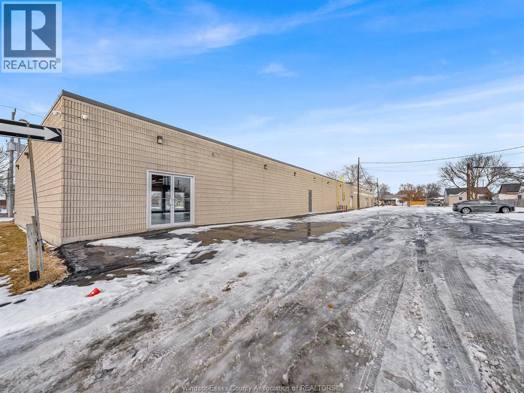 2451 Tecumseh Road West Unit# C Property Photo 20