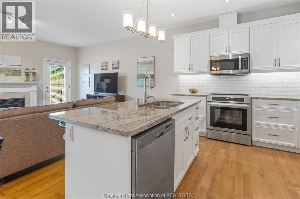 113 Cottage Place Property Photo 10