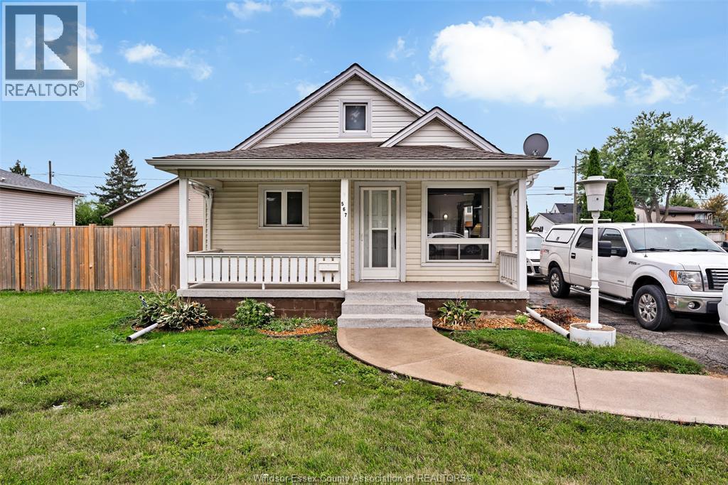 567 EDINBOROUGH Property Photo 1