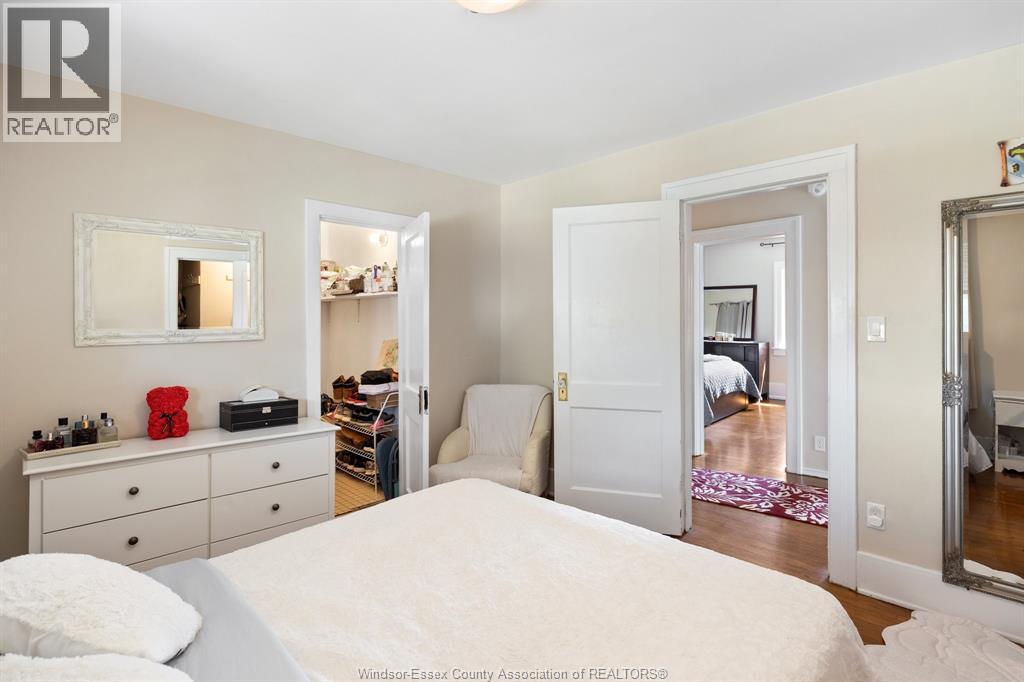 1118 Louis Avenue Property Photo 15