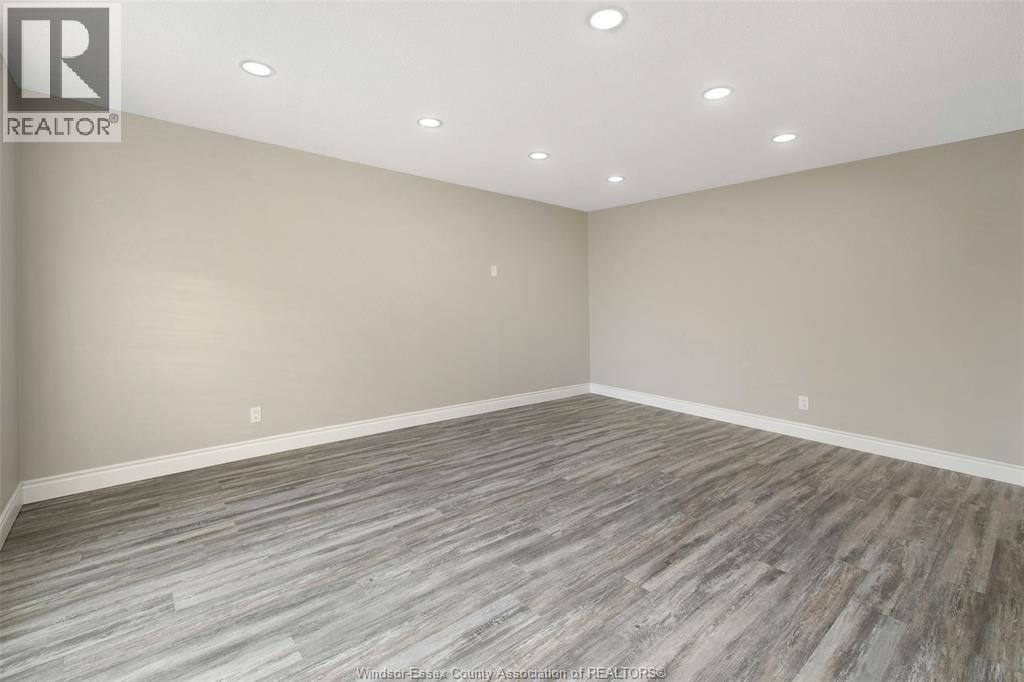10820 Mulberry Drive Unit# Lower Property Photo 4