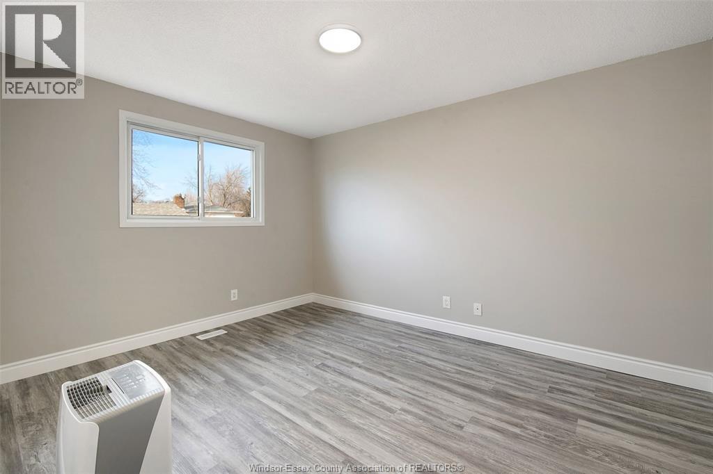 10820 Mulberry Drive Unit# Lower Property Photo 13