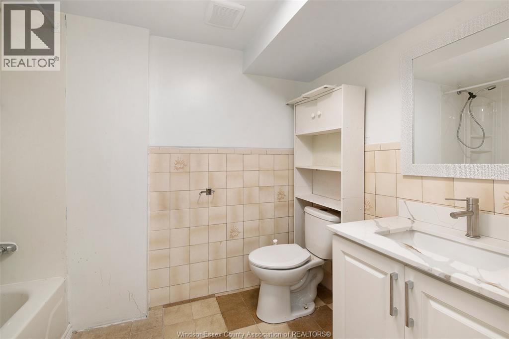10820 Mulberry Drive Unit# Lower Property Photo 26