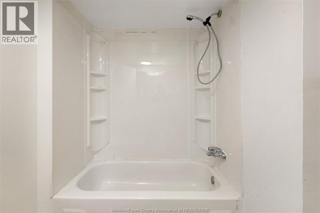 10820 Mulberry Drive Unit# Lower Property Photo 27