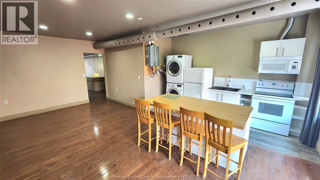 286 Ouellette Avenue Property Photo 13