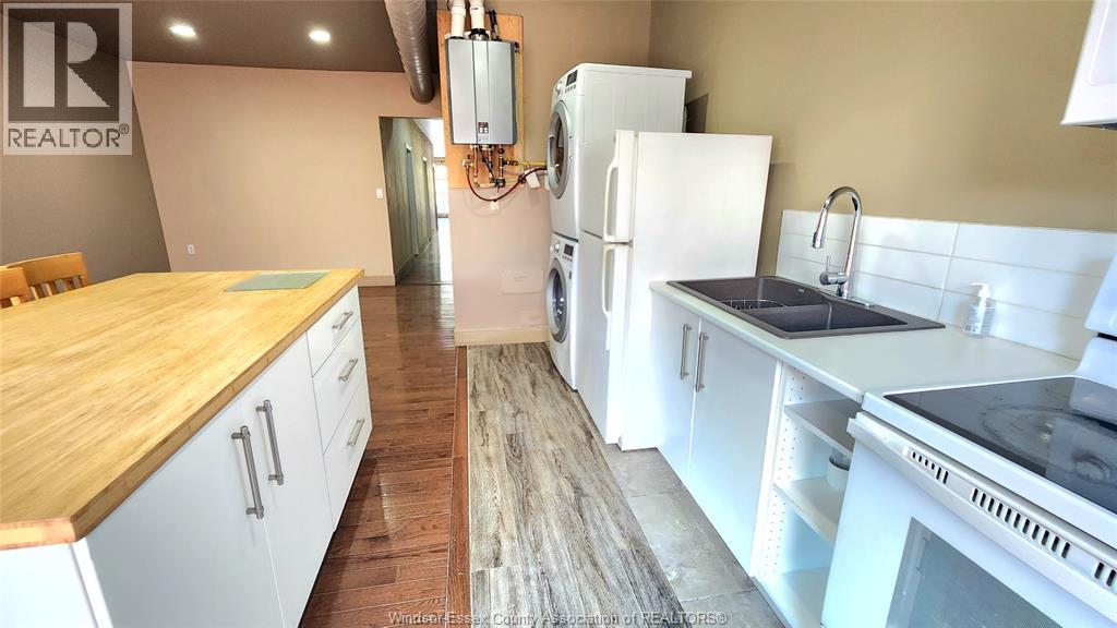 286 Ouellette Avenue Property Photo 15