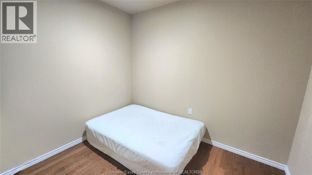 286 Ouellette Avenue Property Photo 16