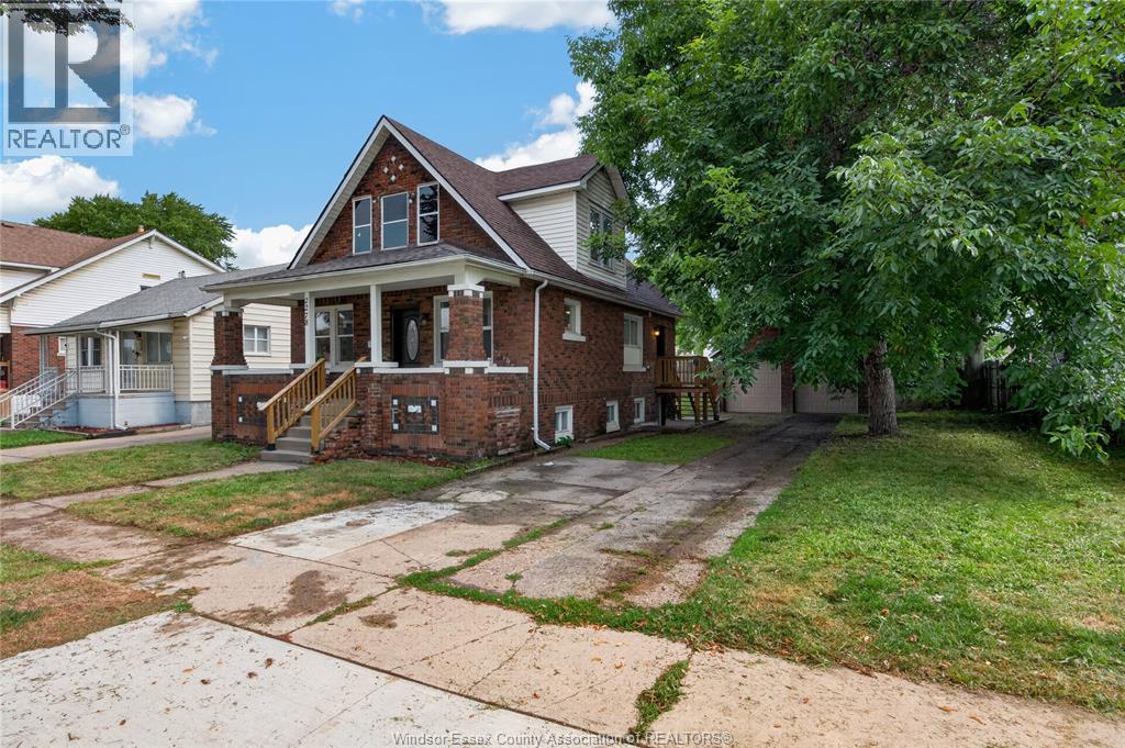 2278 Cadillac Property Photo 2