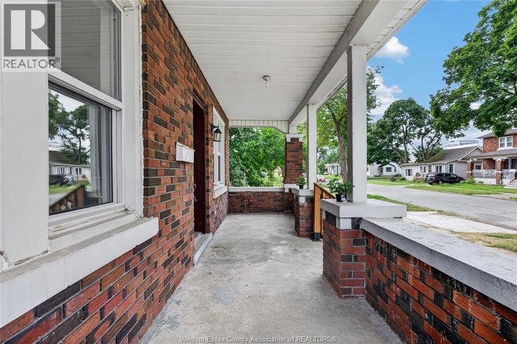 2278 Cadillac Property Photo 5