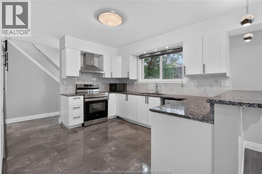 2278 Cadillac Property Photo 9