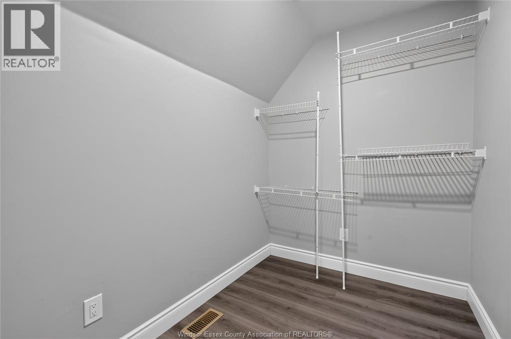 2278 Cadillac Property Photo 27