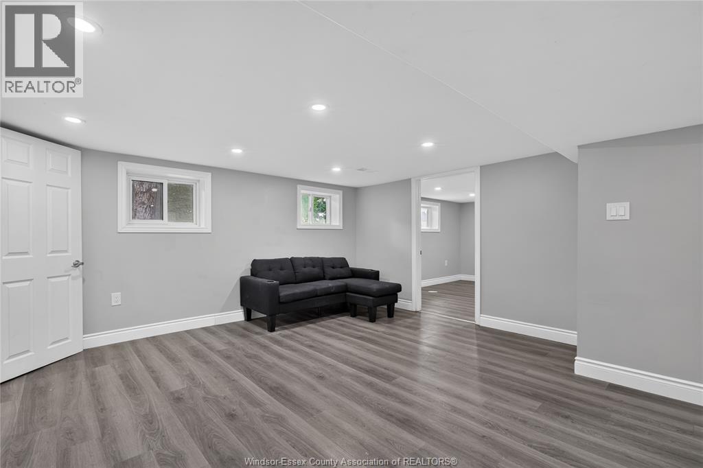 2278 Cadillac Property Photo 32