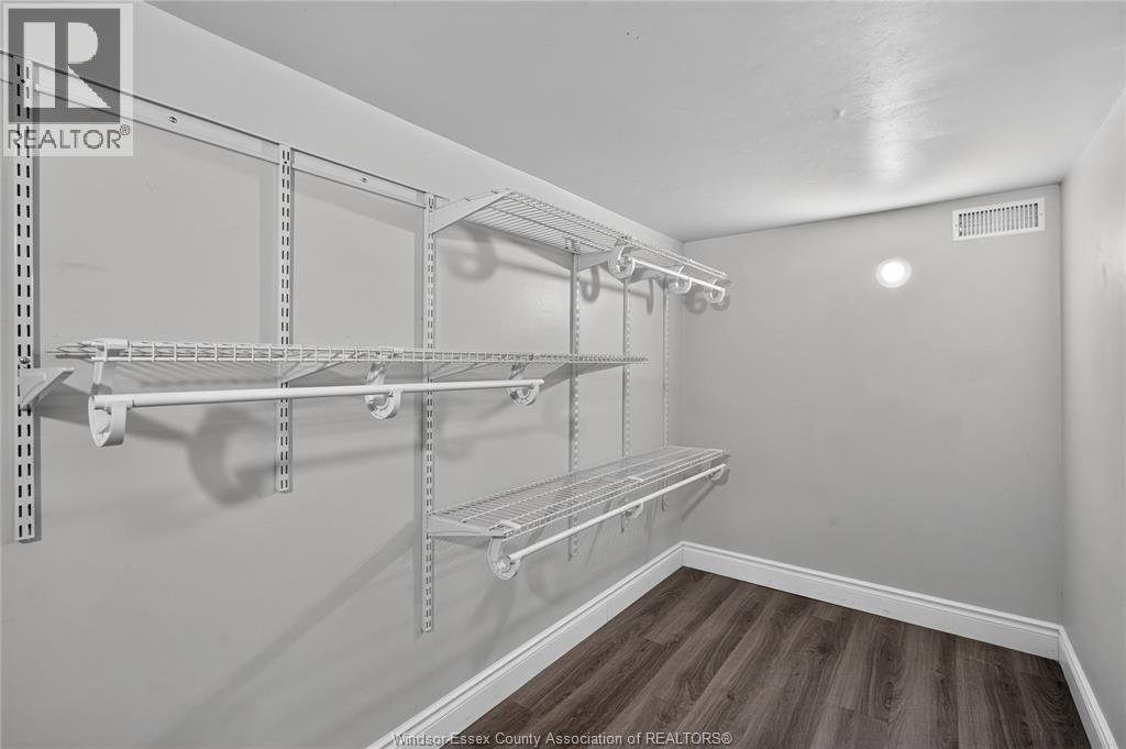 2278 Cadillac Property Photo 38