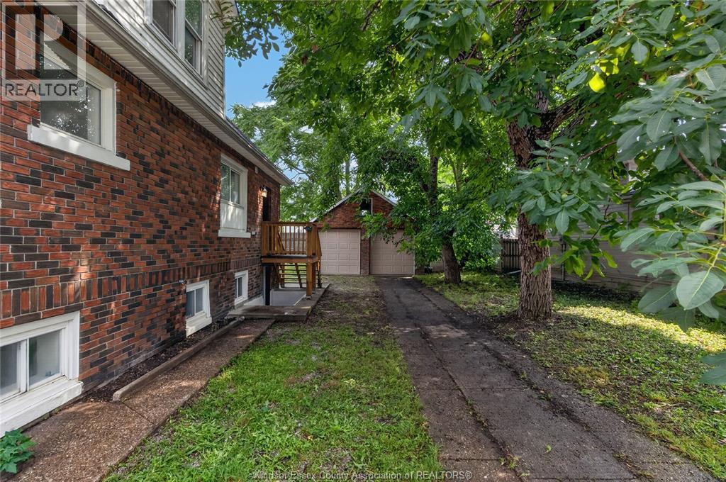 2278 Cadillac Property Photo 43