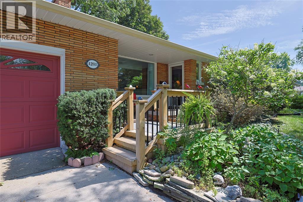 1208 Colborne Road Property Photo 5