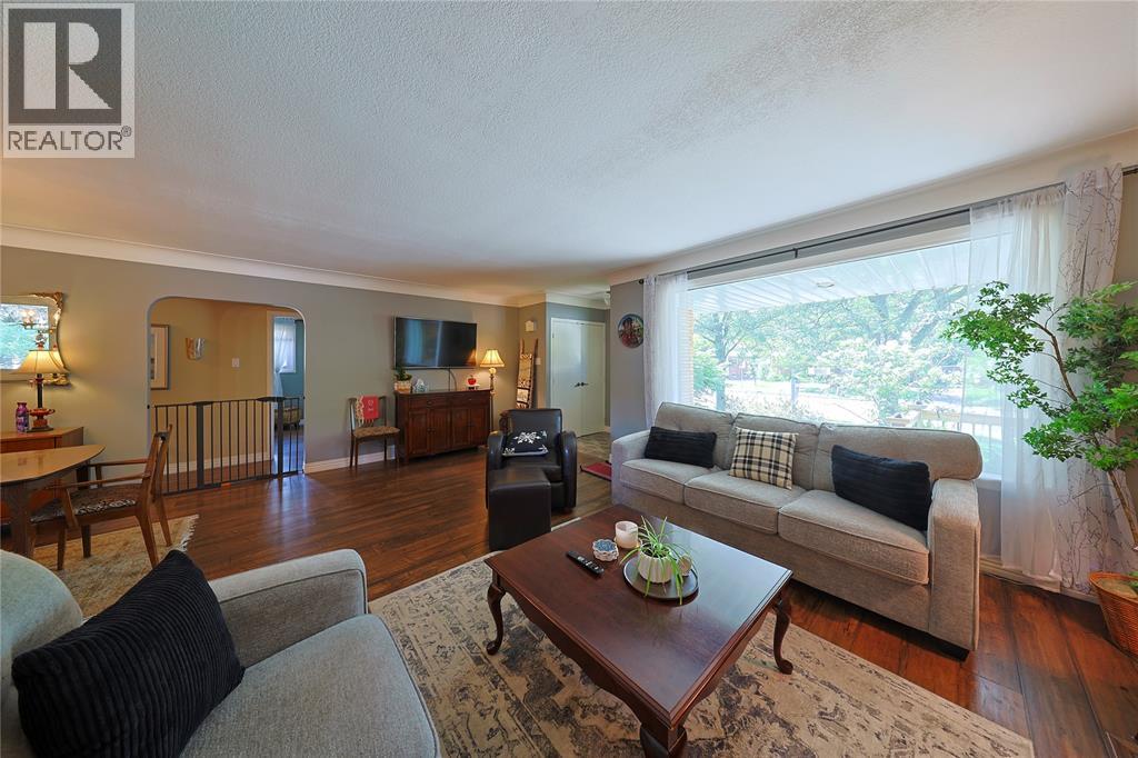 1208 Colborne Road Property Photo 9
