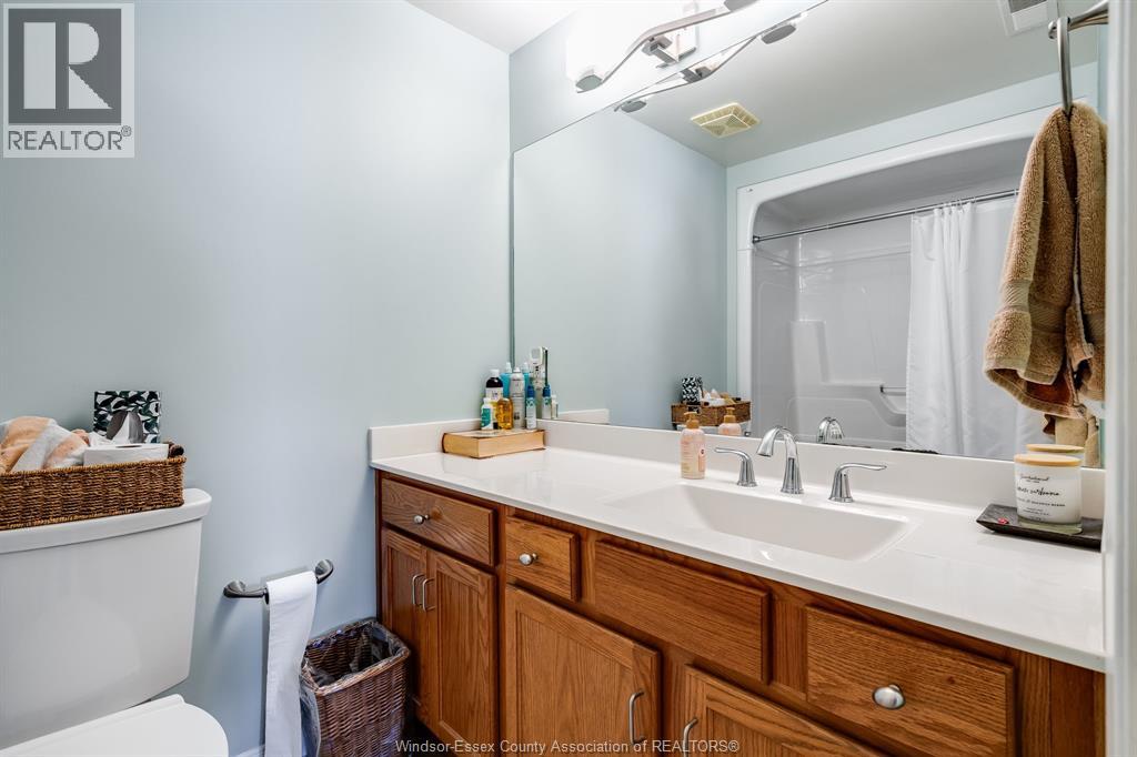 315 Village Grove Unit# 305 Property Photo 17