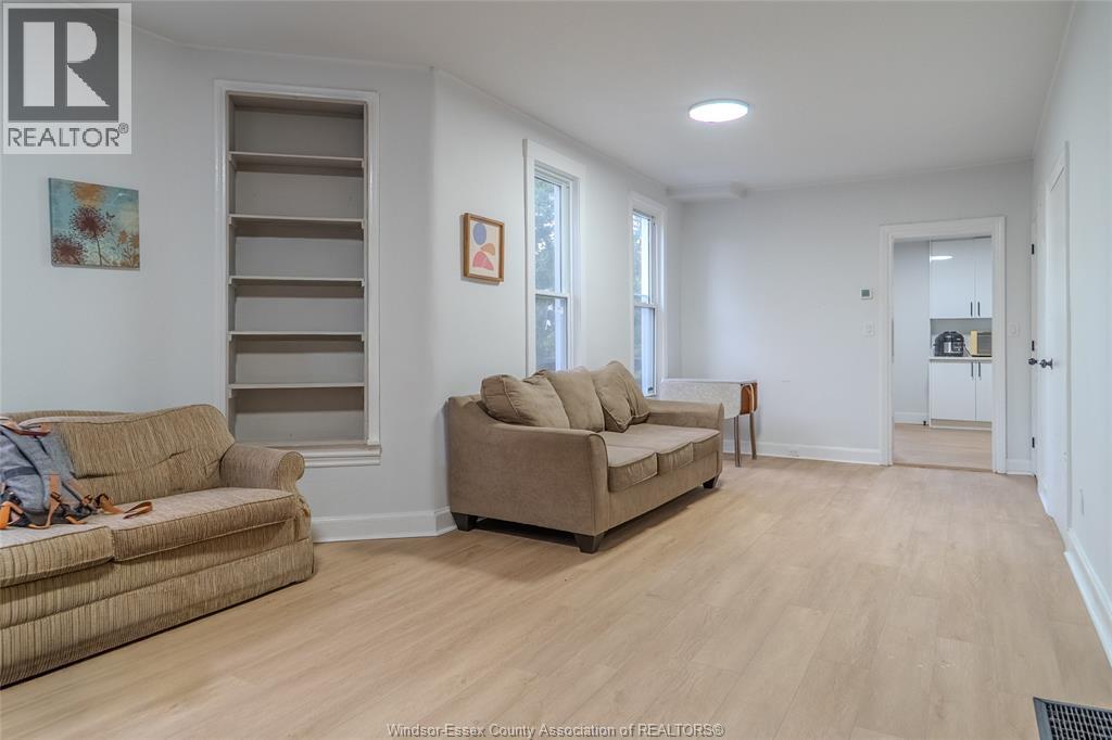 523 Caron Avenue Property Photo 6