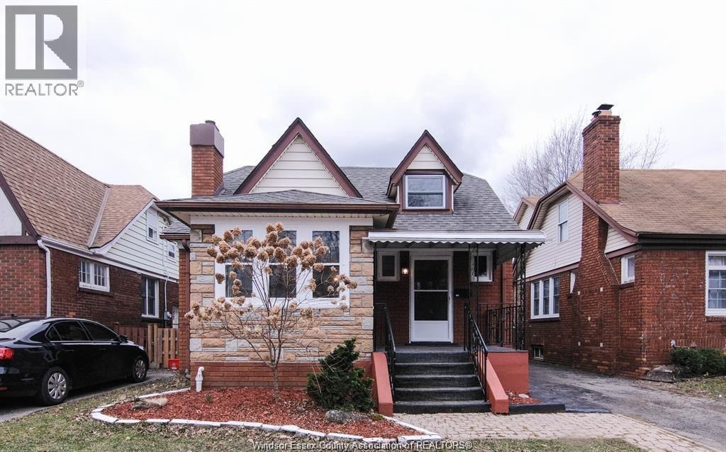 2995 Randolph AVENUE Property Photo 1