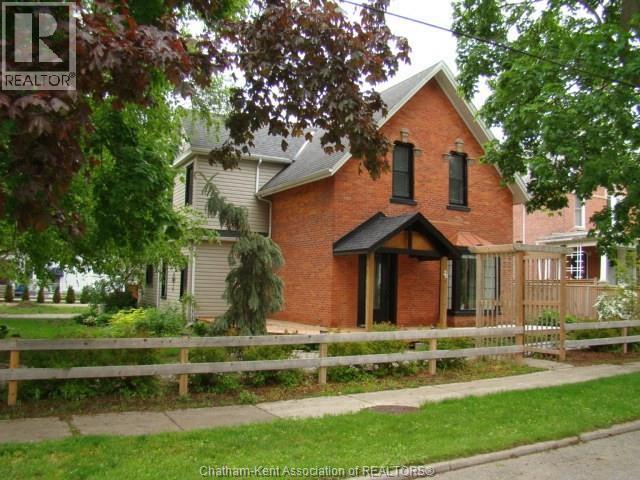 26 ERIE STREET South Property Photo 1
