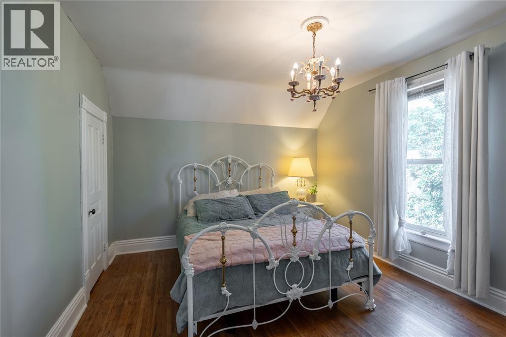 224 Vidal Street South Property Photo 22
