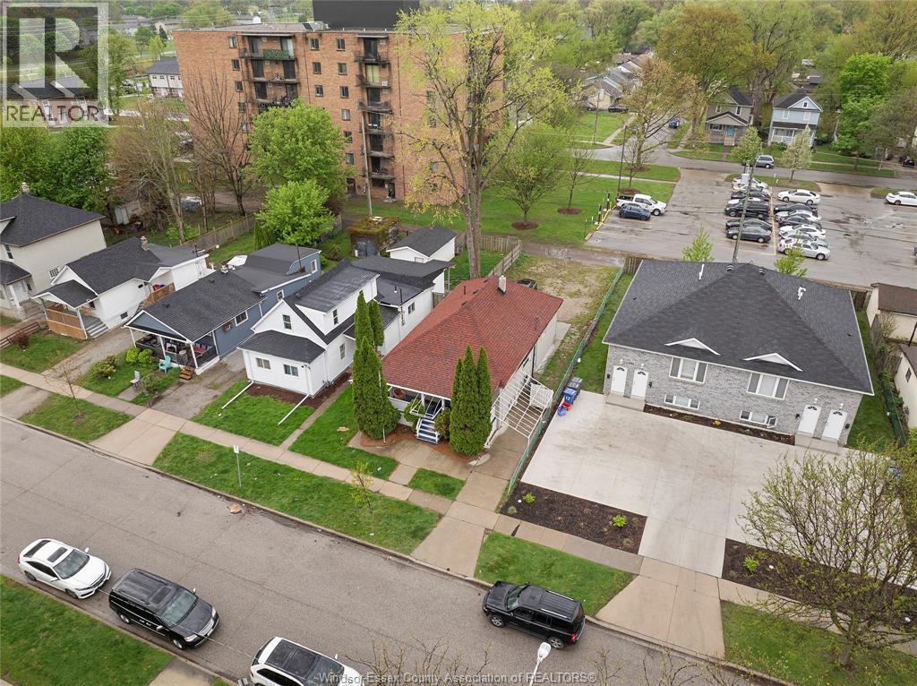 609 ST. JOSEPH Property Photo 1