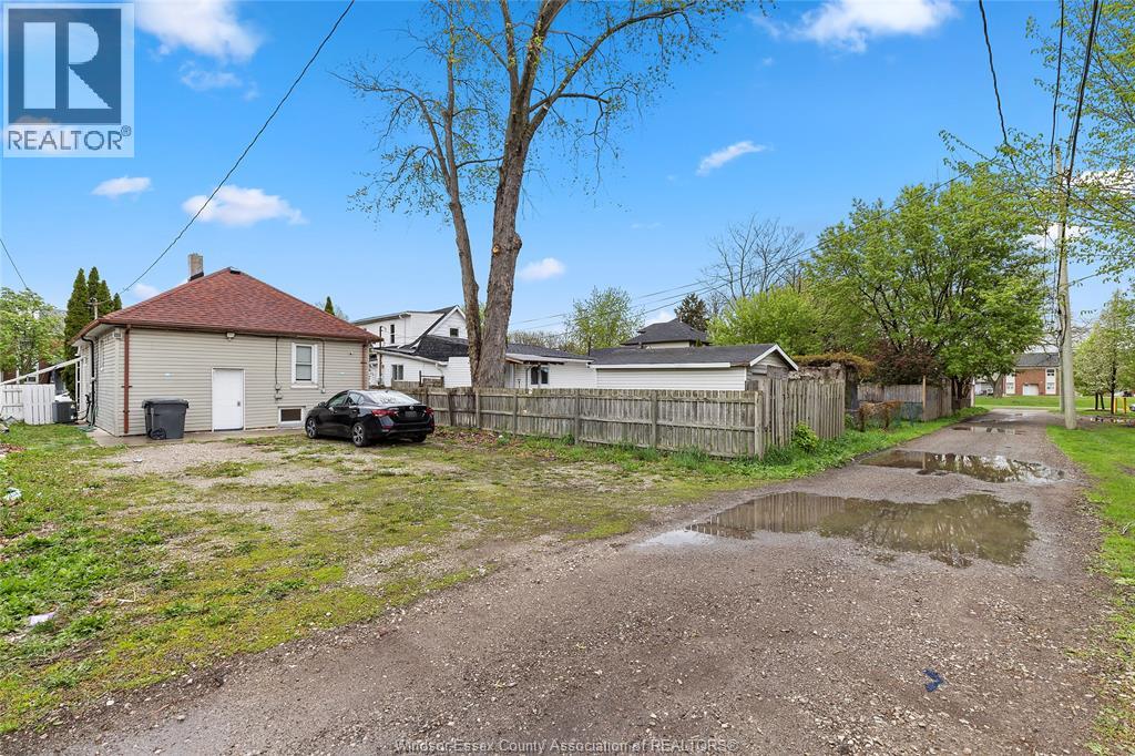 609 St. Joseph Property Photo 41