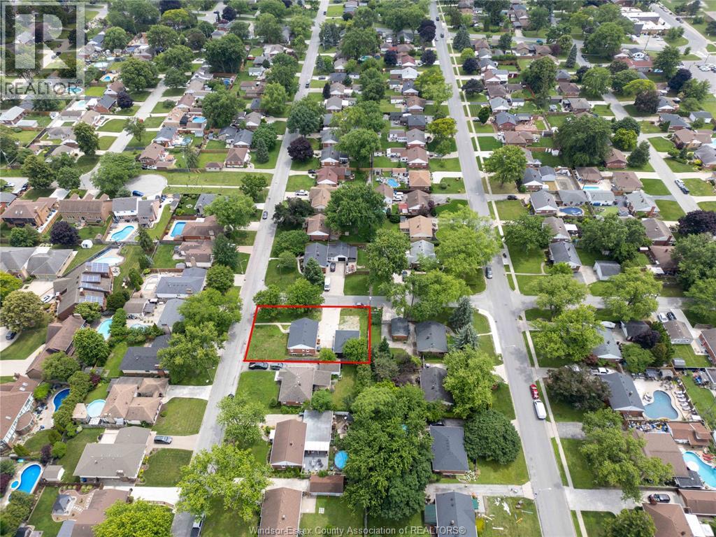 3495 Longfellow Avenue Property Photo 7