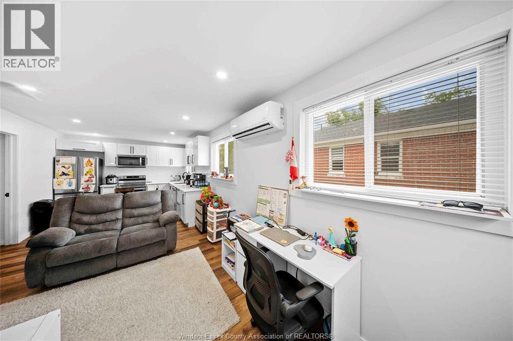 3495 Longfellow Avenue Property Photo 13
