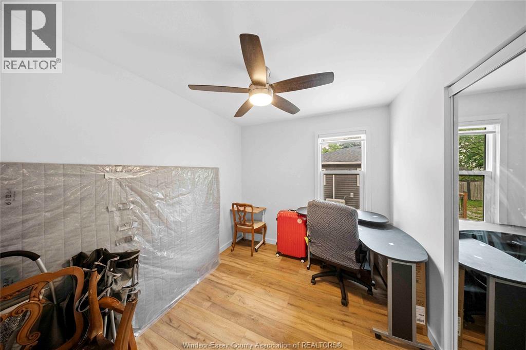 3495 Longfellow Avenue Property Photo 32