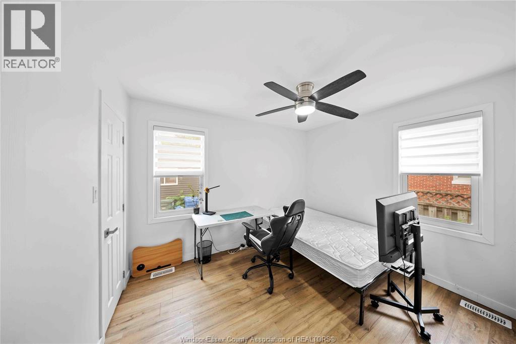 3495 Longfellow Avenue Property Photo 34
