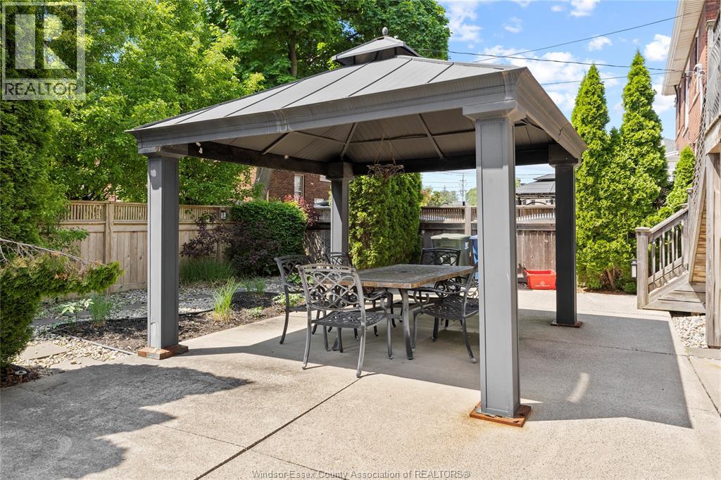 1165 Ouellette Avenue Property Photo 8