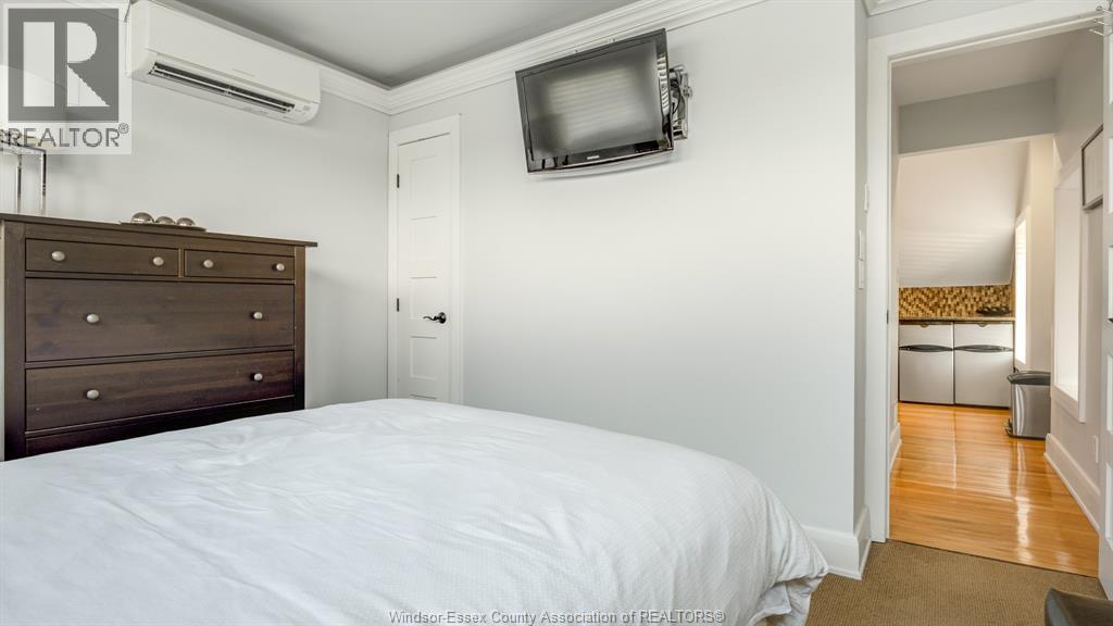 1165 Ouellette Avenue Property Photo 23