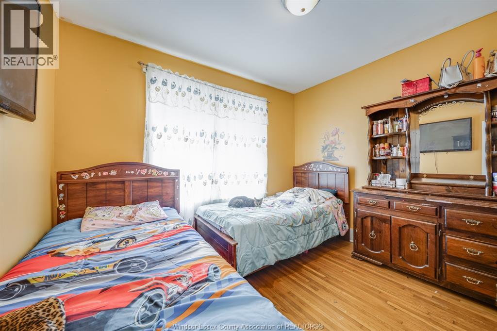 1180 Langlois Avenue Property Photo 16