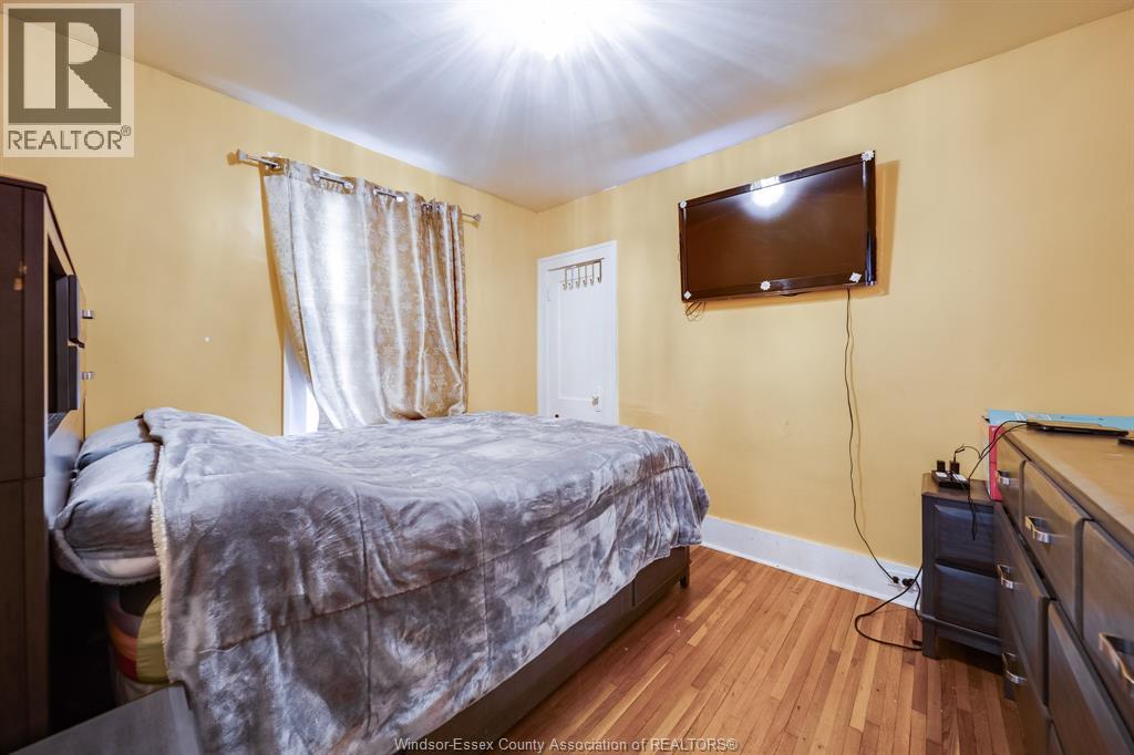 1180 Langlois Avenue Property Photo 18
