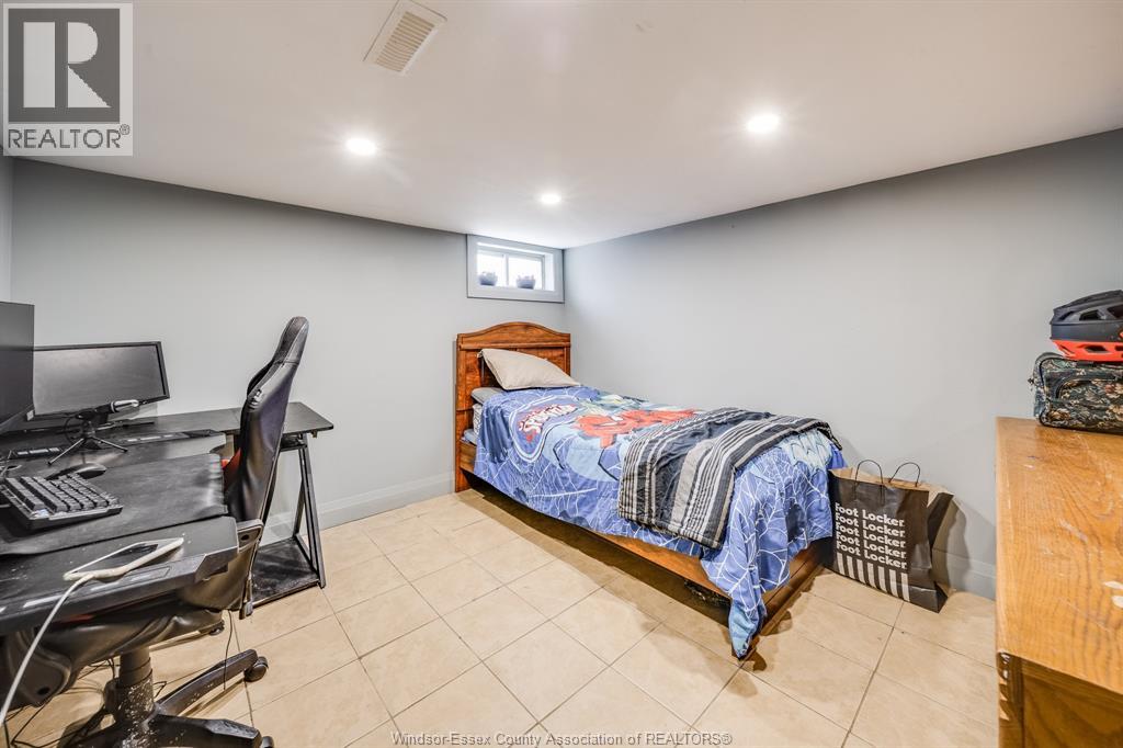 1180 Langlois Avenue Property Photo 27