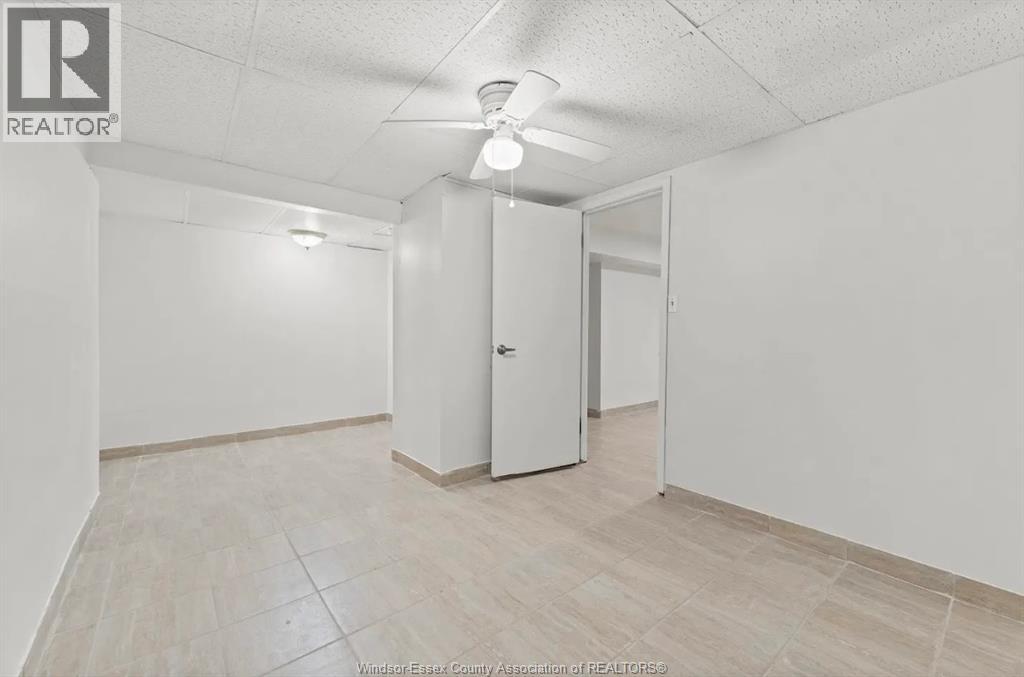 1637 Drouillard Unit# Lower Property Photo 8