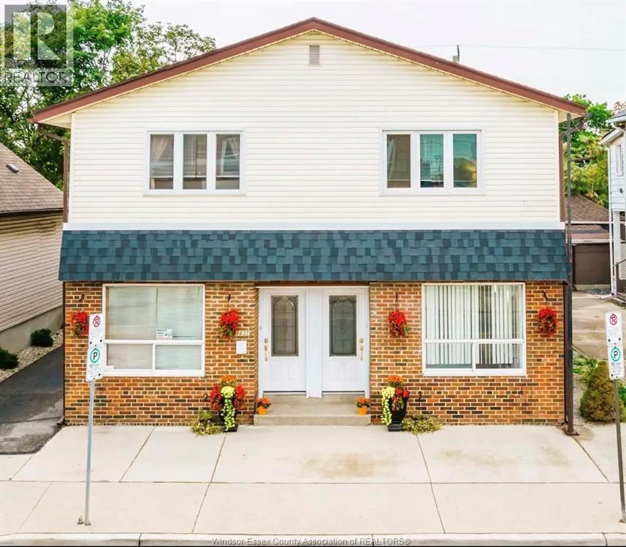 1637 Drouillard Unit# Upper Property Photo 1
