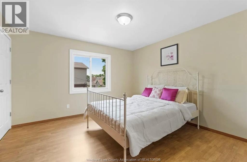1637 Drouillard Unit# Upper Property Photo 7