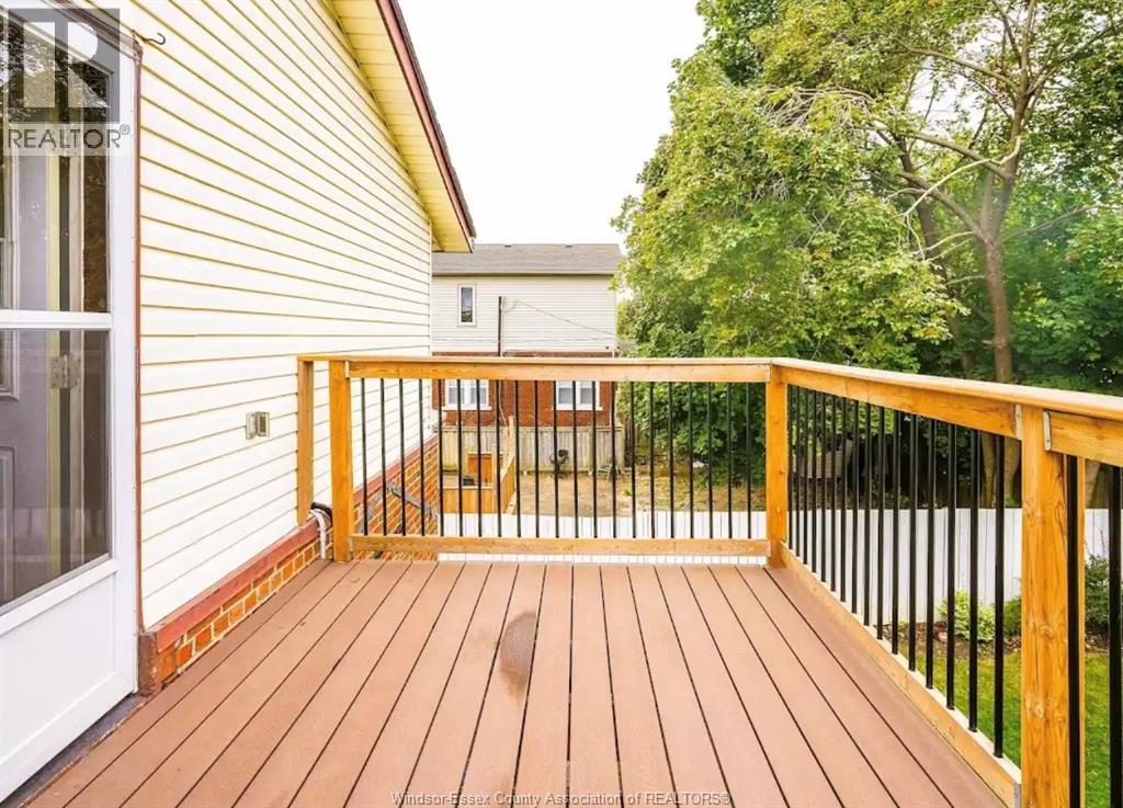 1637 Drouillard Unit# Upper Property Photo 10
