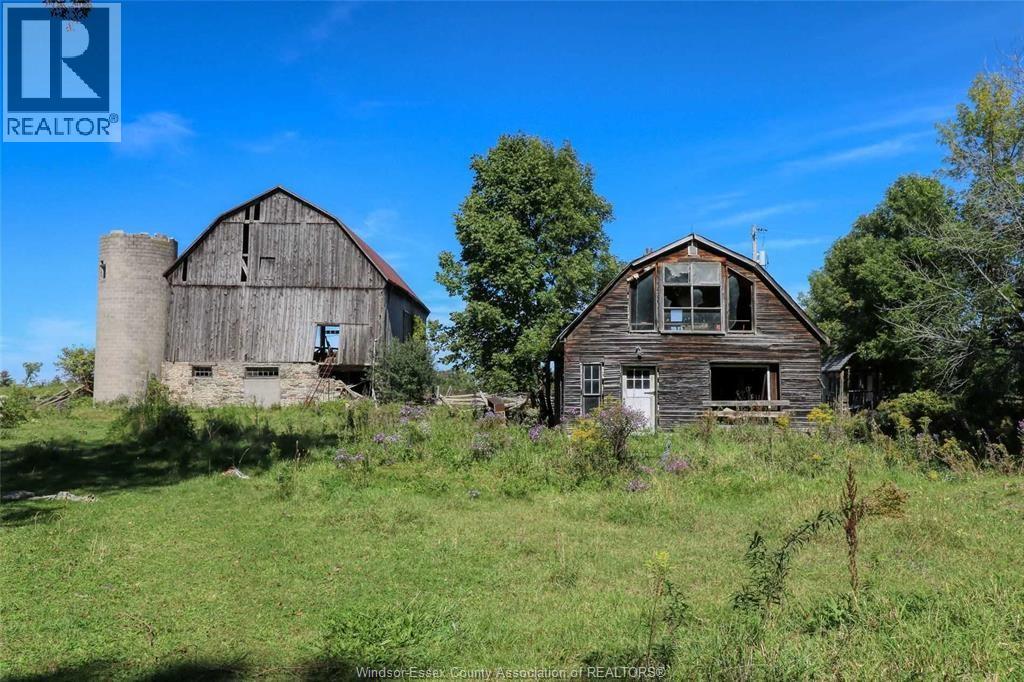 1049 Sandringham ROAD Property Photo 1