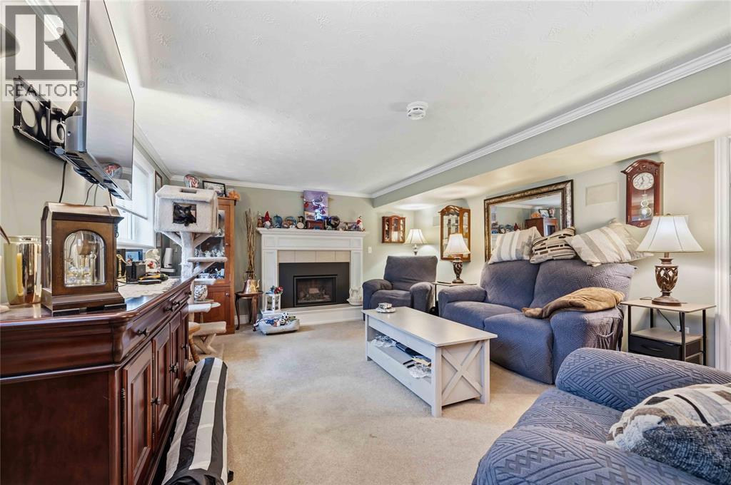 1293 Severin Drive South Property Photo 15